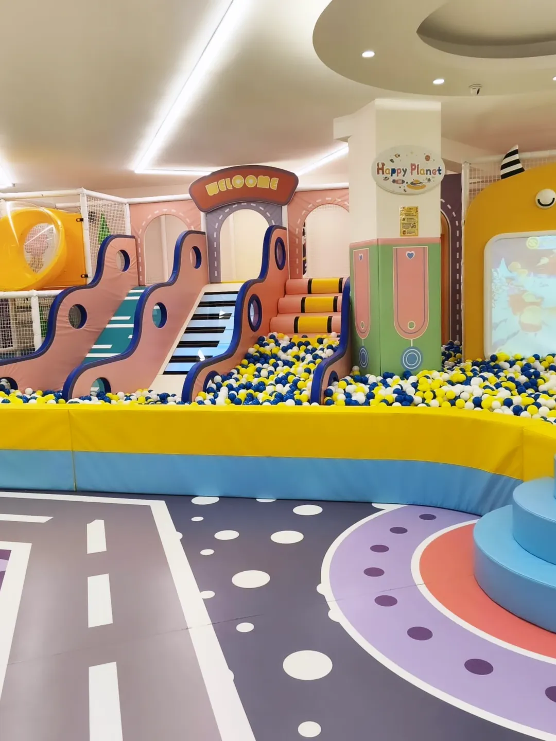 Zona de juegos Happy Planet